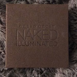 Urban Decay naked illuminated naked highlight
